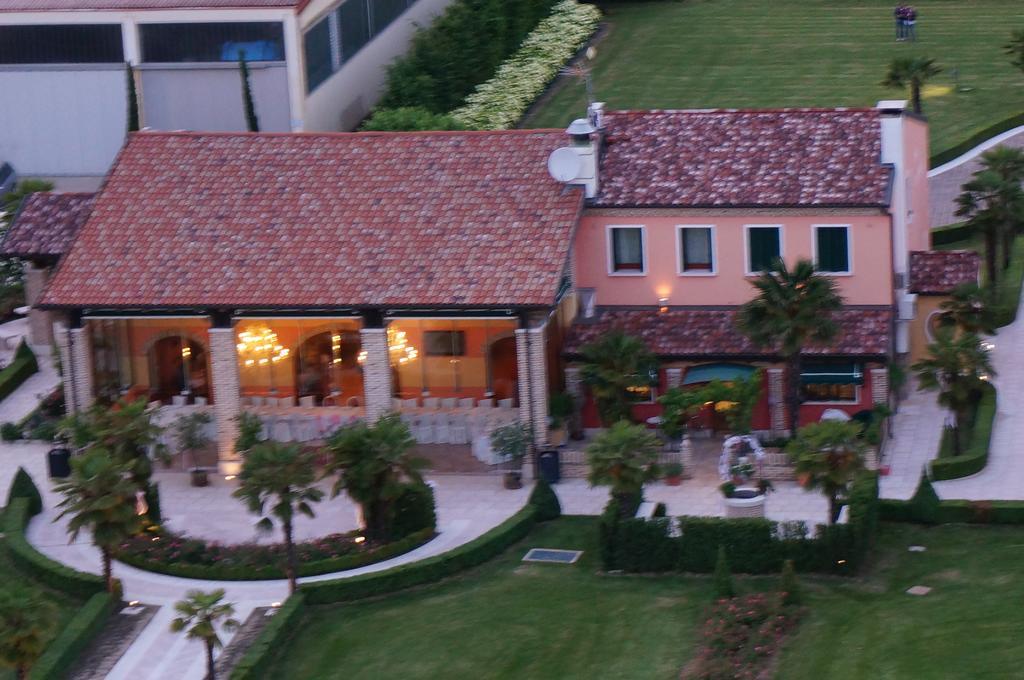 Agriturismo Fondo San Benedetto Correzzola Exterior foto